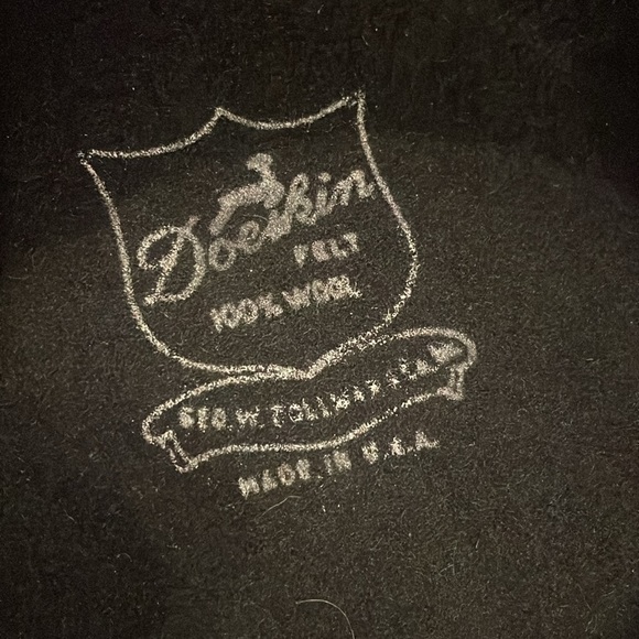 Pure wool women’s black hat with a bow - Picture 6 of 6